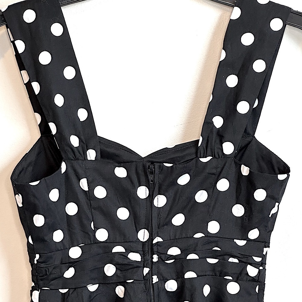 Hot Topic Black with White Polka Dot Swing Dress Size XS  *Like New* 🖤 - Picture 6 of 15